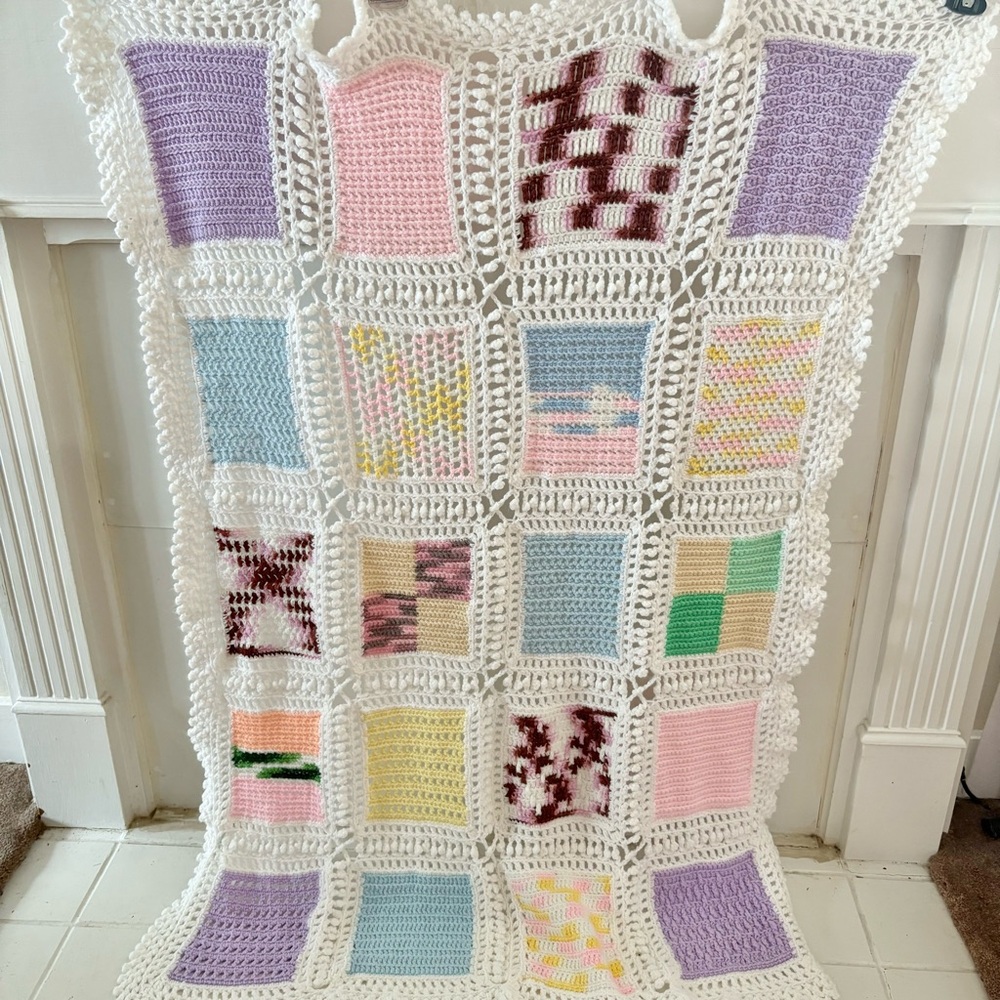 Vintage Handmade Granny‎ Square Crocheted Baby Blanket